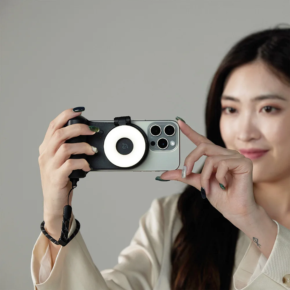 SELFIE Pro／SELFIE LIGHT 6